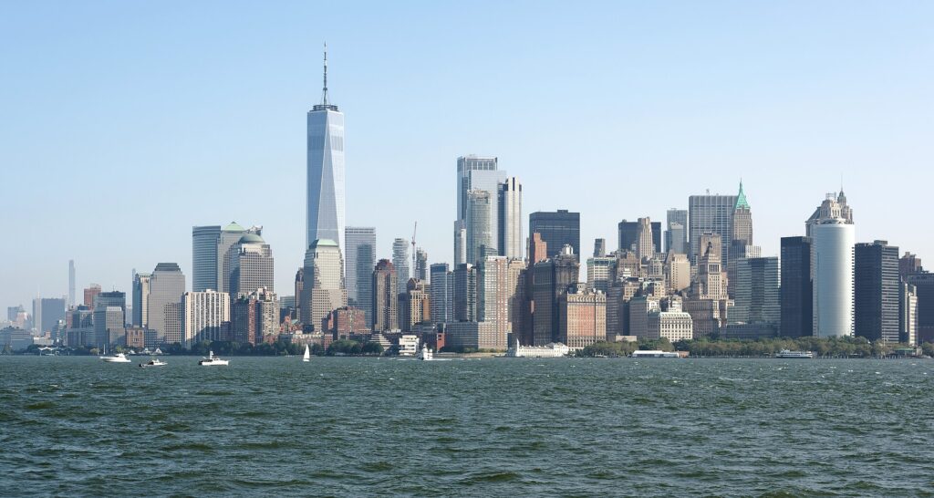 Panorama Manhattanu z newyorského zálivu